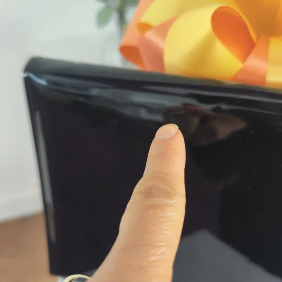 Gorgeous Ted Baker Black w Pink Bow Envelope Clutch Bag Gloss New - Picture 6 of 13